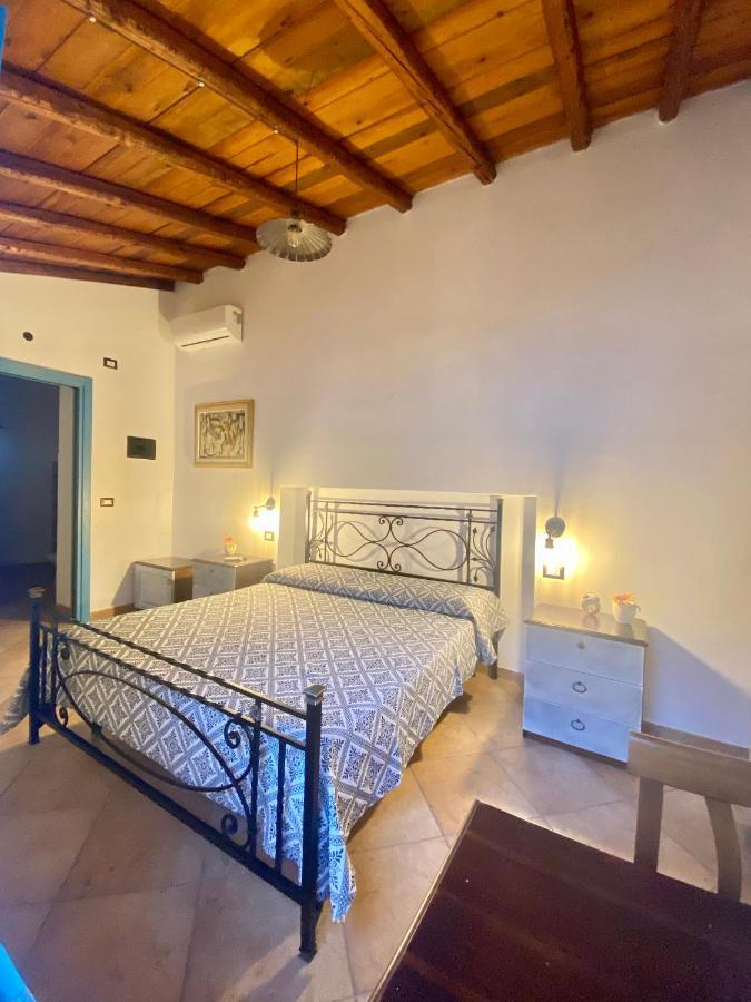 Centu Concas Bed & Breakfast Muravera Ngoại thất bức ảnh